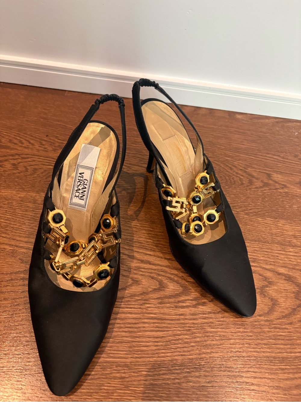 Versace shoes with gold chain